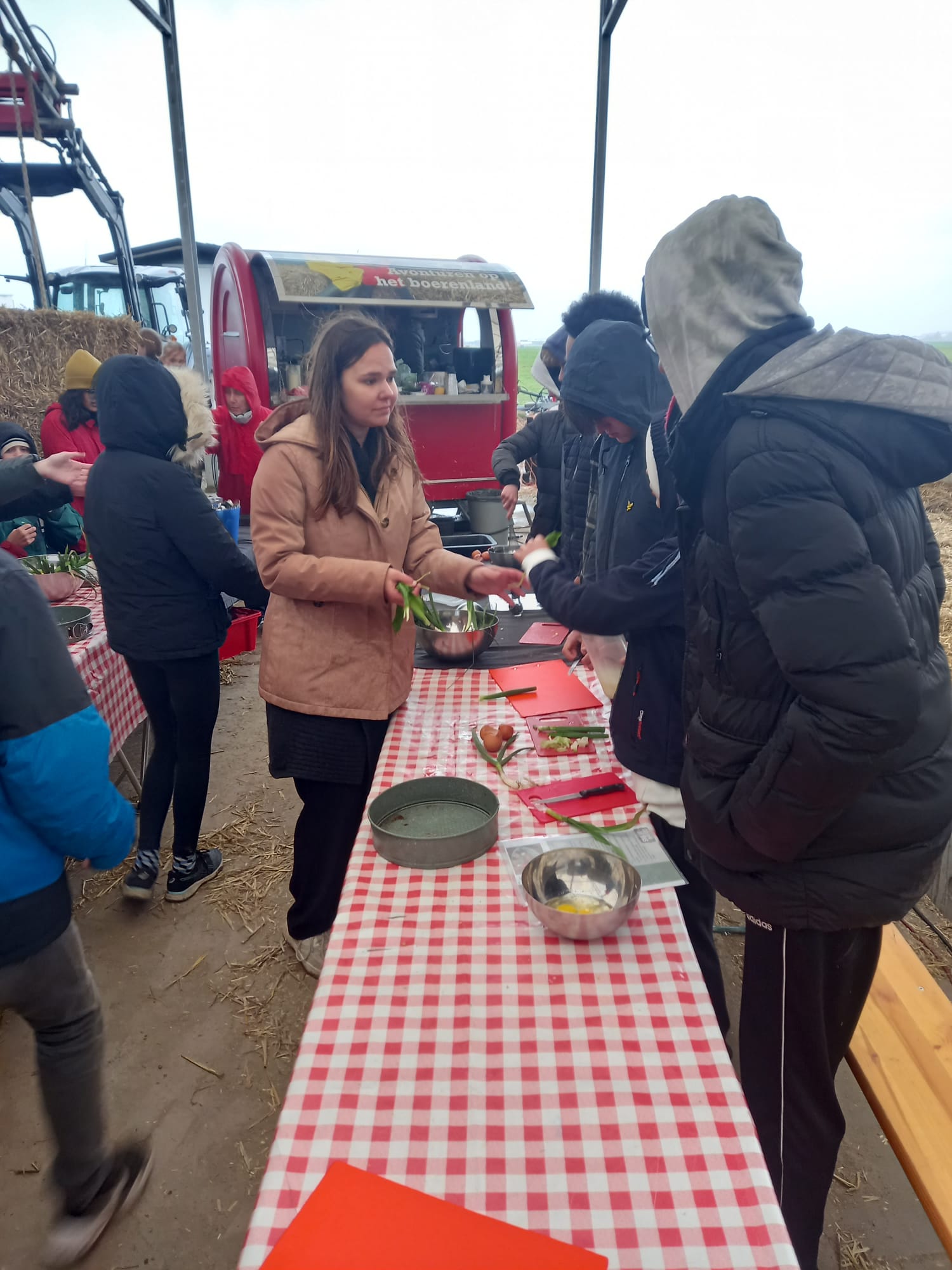 foodcamp-voor-jongeren-bij-caring-farmers-csa-middenland-en-landlust